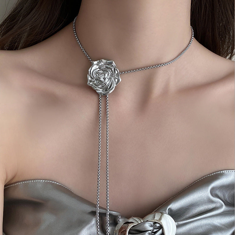 Adjustable Pull-String Rose Necklace For Women Simple Style