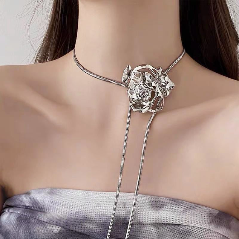 Adjustable Pull-String Rose Necklace For Women Simple Style