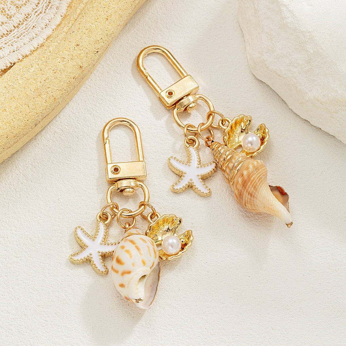Seaside Alloy Natural Shell Pearl Keychain