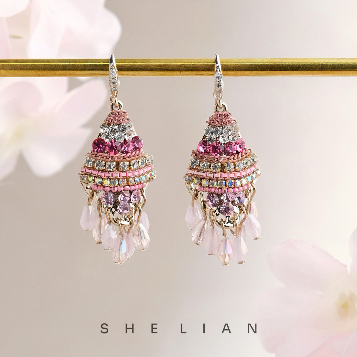 Minority Design Ear Ornaments Woman
