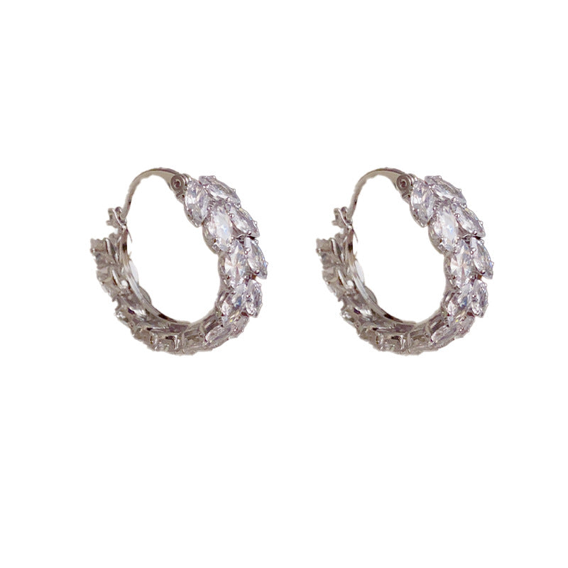 Temperament Niche Design Light Luxury Atmospheric Earrings